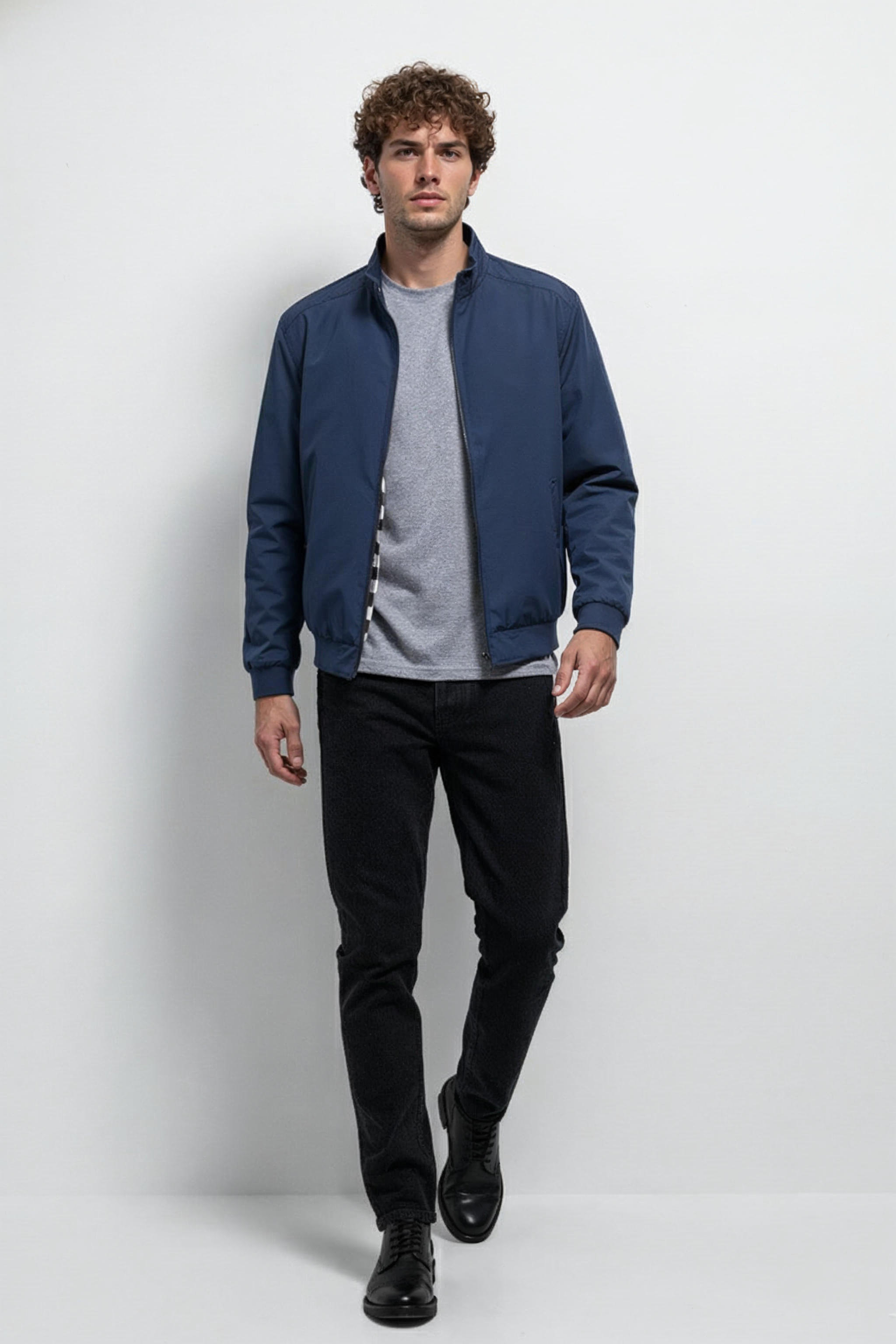 Veste Bombardier Légère à Ourlet Côtelé et Col Montant | Lucien – Bleu Marine