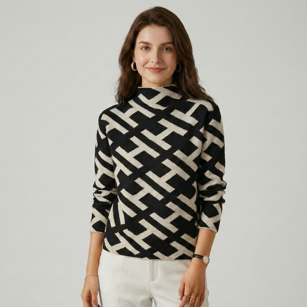 Women's casual black and white geometric print sweater