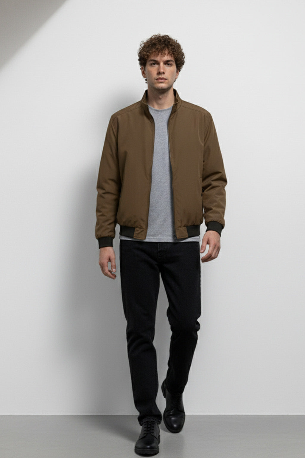 Veste Bombardier Légère à Ourlet Côtelé et Col Montant | Julien – Marron Moka