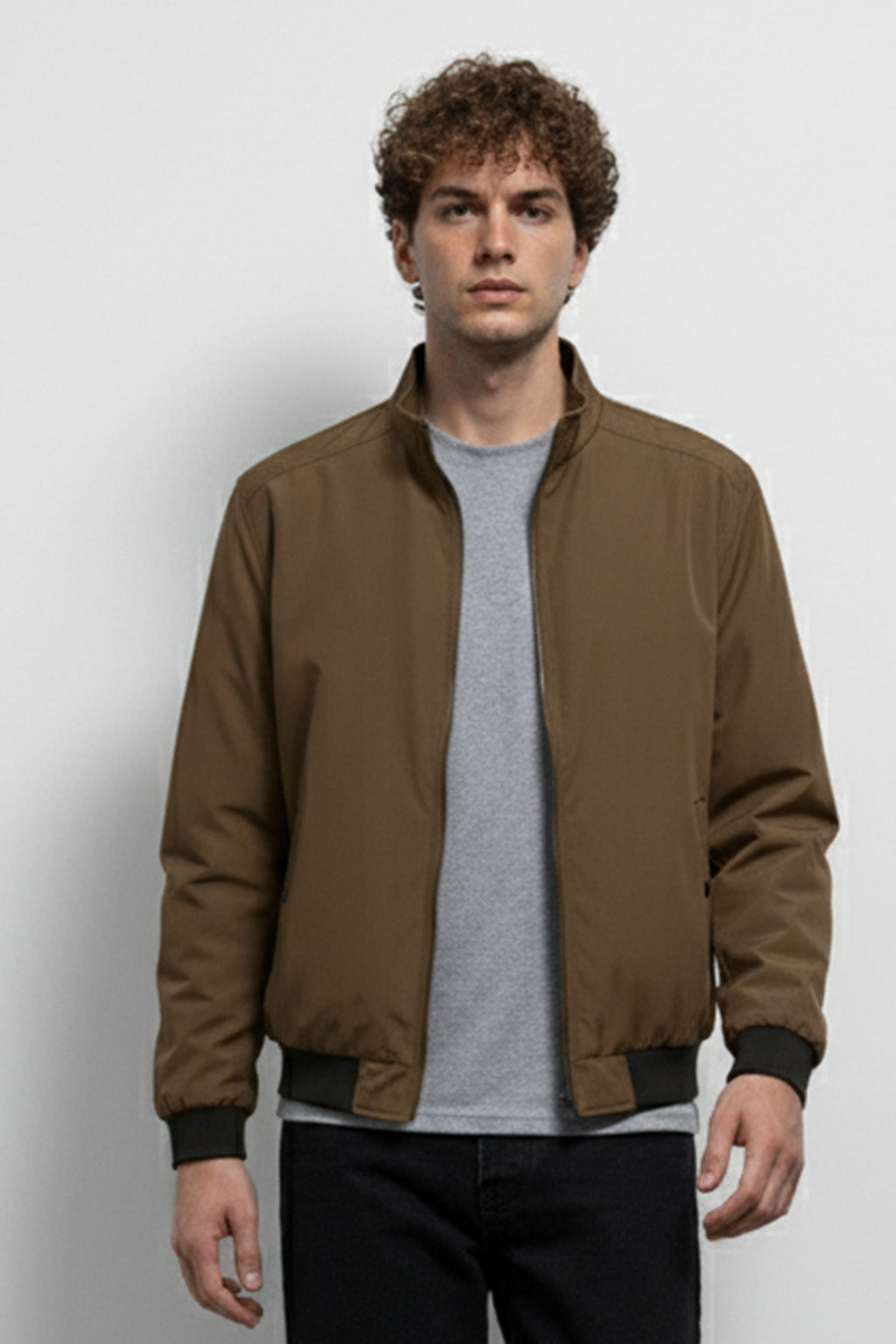 Veste Bombardier Légère à Ourlet Côtelé et Col Montant | Julien – Marron Moka