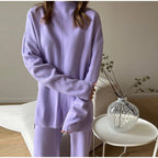 Leichtes, bequemes Damen-Ensemble aus atmungsaktiver Baumwolle mit lässigem Schnitt und eleganten Details.