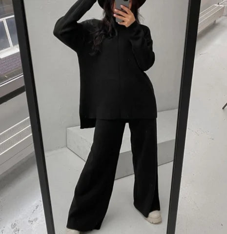 Ensemble femme vert en matière légère et respirante, design décontracté, idéal pour le confort au quotidien.