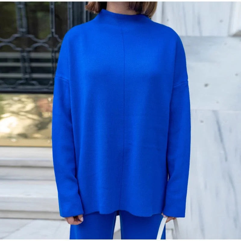 Ensemble femme noir en coton léger, conçu pour un confort optimal lors de moments de détente.