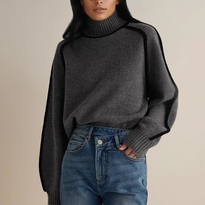 Damen-Pullover mit Stehkragen aus weichem Material, kontrastierender Bordüre am Hals und Ärmelabschluss, lässiges Design.