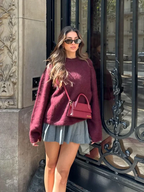 Bequemer, weicher Damenpullover mit Rundhalsausschnitt aus Baumwollmischung, lässiger Schnitt und langem Arm.