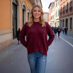 Eleganter Damenpullover für den Herbst, langärmlig, runder Ausschnitt, aus weichem, atmungsaktivem Material gefertigt.