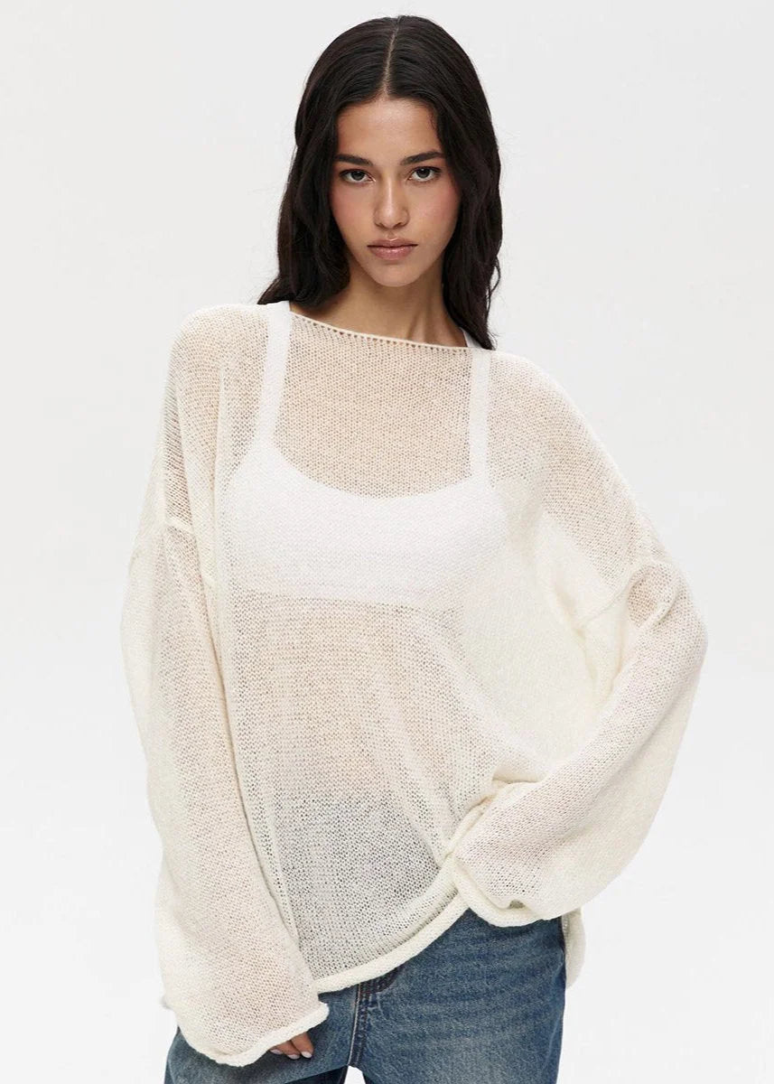 Leichter, transparenter Pullover für Damen aus feiner, atmungsaktiver Strickware mit einem lässigen, eleganten Design.