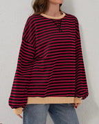 Oversize gestreifter Pullover für Frauen aus weichem Baumwoll-Blend, ideal für lässige Outfits und Alltag.