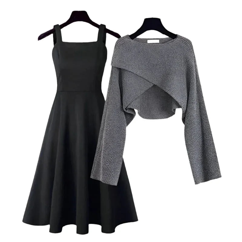 Robe ample en tissu doux avec pull asymétrique en maille, idéale pour un look automnal et hivernal.