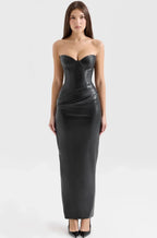 Robe longue bustier en simili cuir, coupe ajustée, sans manches, parfaite pour une silhouette élégante en toute occasion.