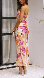 Robe longue sans bretelles pour femmes, en coton léger, à imprimé fleuri, idéale pour l'été et les journées ensoleillées.