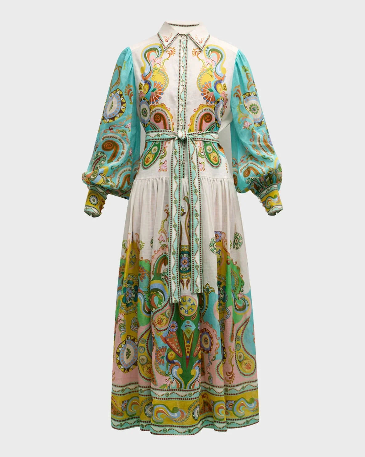 Robe midi imprimée cachemire avec manches bouffantes, col chemise et ceinture, idéale pour les soirées printanières.