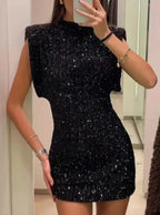 Robe moulante pailletée avec épaulettes, en tissu stretch, brillante, idéale pour des sorties en club, avec un style…
