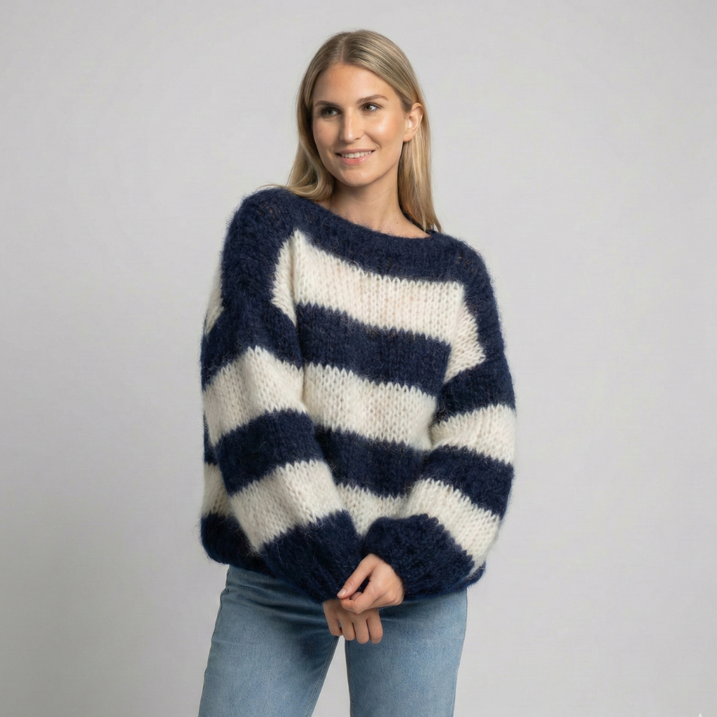 Pull femme rayé à grosses mailles coupe ample