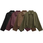 Veste bomber femme oversize en nylon léger, fermeture éclair contrastante et poignets élastiques.