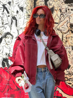 Veste bomber oversize femme marron à fermeture éclair, design classique avec des poignets élastiques.